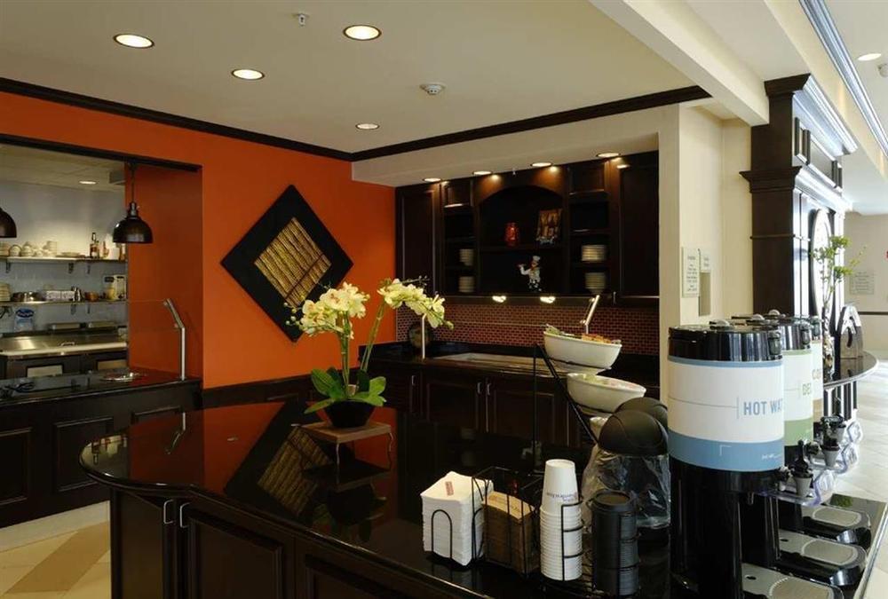 Hilton Garden Inn Cincinnati/Mason Restaurant photo